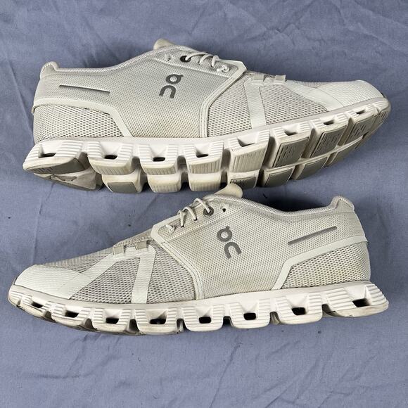 On Running Cloud 5 Men’s Size 11.5 Running Shoes Gray Training Sneakers FVO RK - Picture 1 of 7